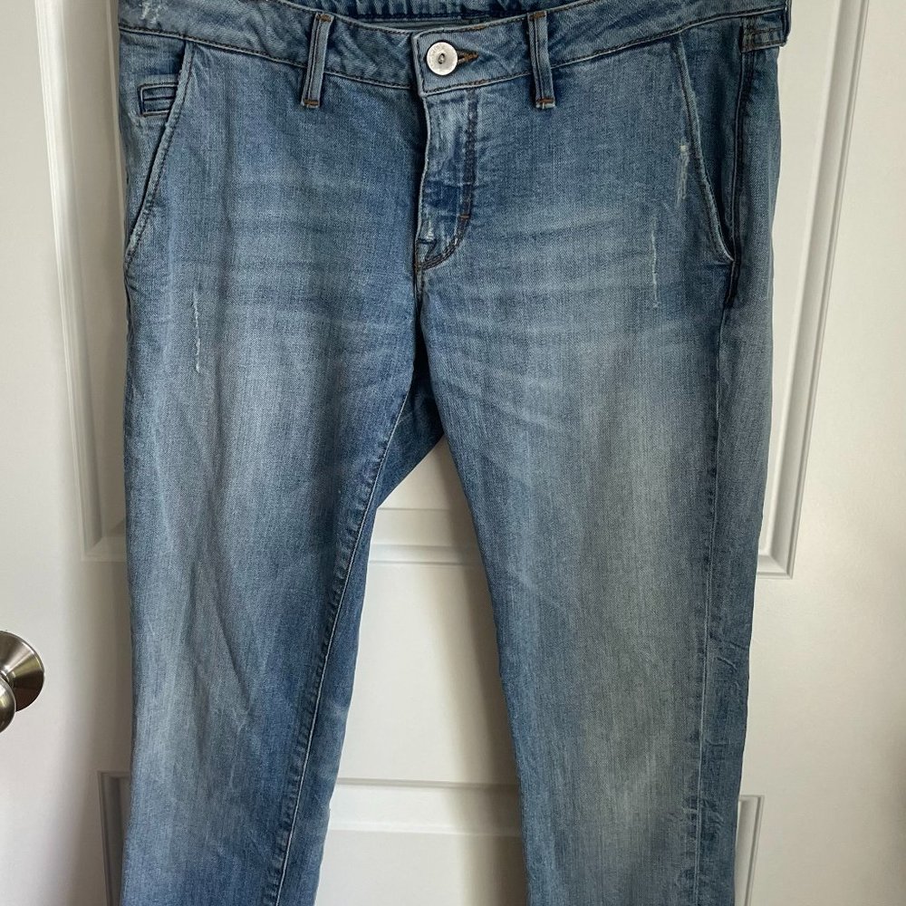 Haikure ~ Low Rise Skinny Distressed Jeans